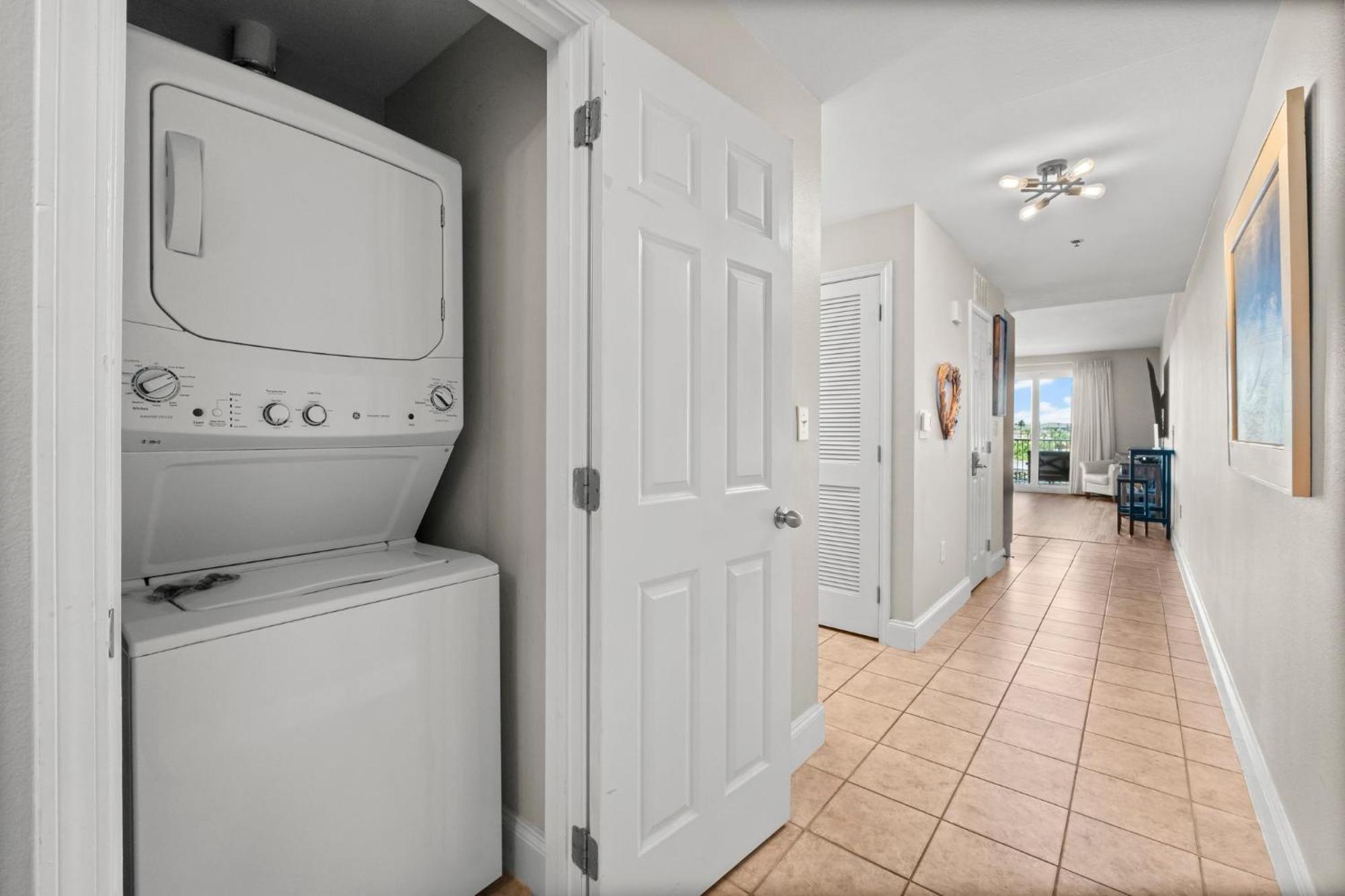 Stunning Views! Located Steps 2 Beach, Restaurants & Shops! By Dolce Getaways Pcb Apartment Panama City Beach